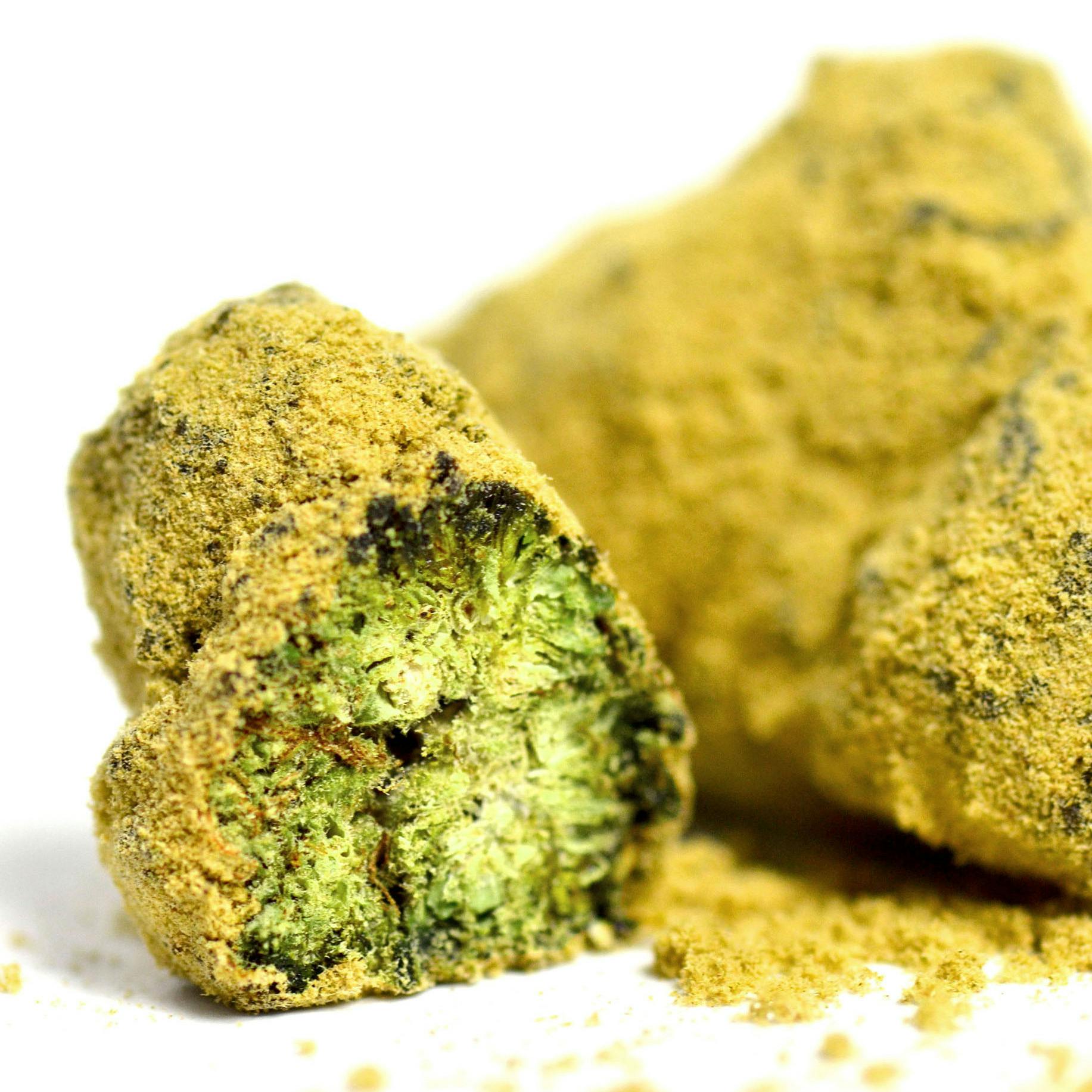 Shop adult-use Stracciatella Gelato Moon Rocks - 1.5g Concentrates by